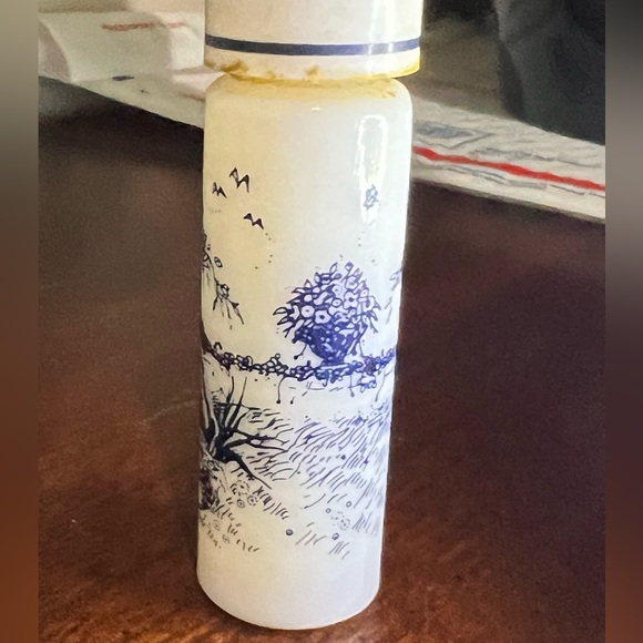 1970s EMPTY Reverie Eau De Parfume by Tuvache, Victorian scene - Picture 5 of 9